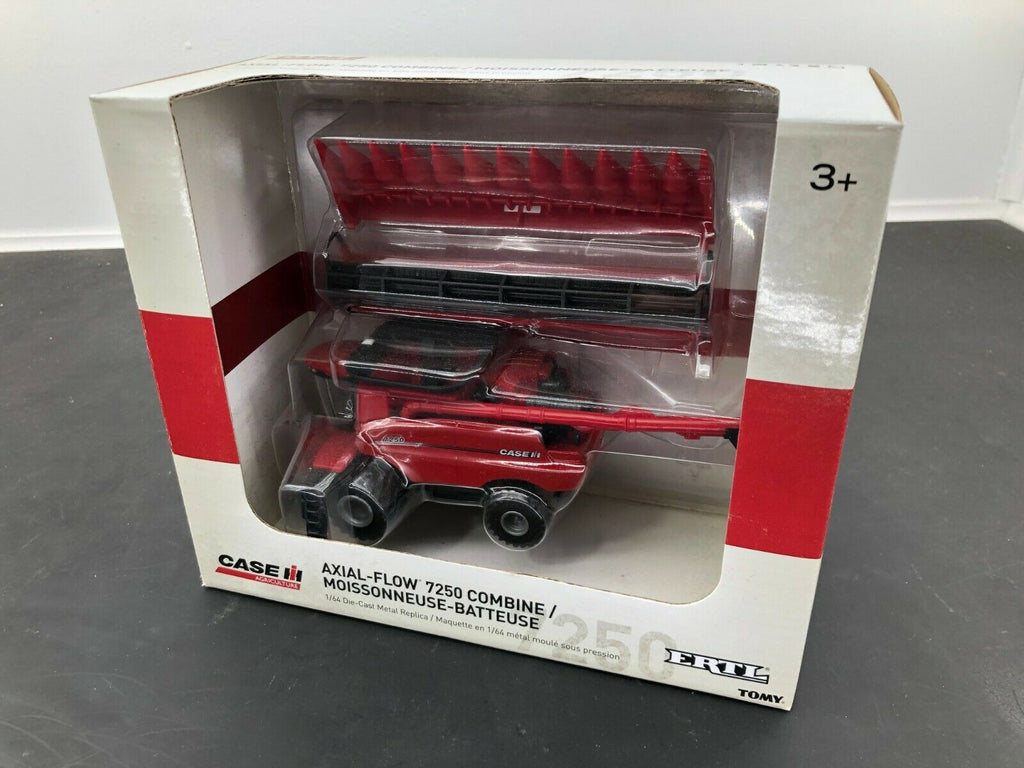 CaseIH 7250 Combine w/ Heads 1/64