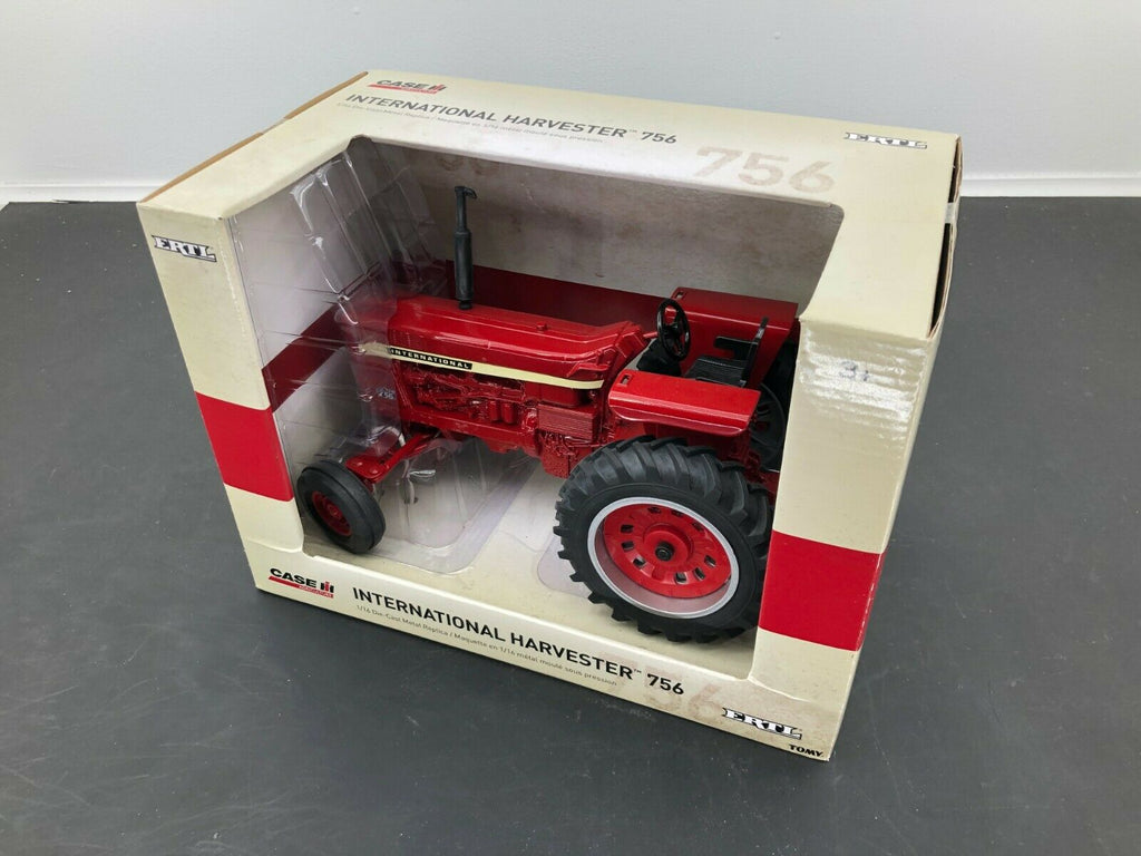 IH Farmall 756 Tractor- 1/16