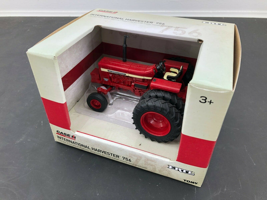 IH Farmall 756 Tractor w/ Rear Duals 1/32