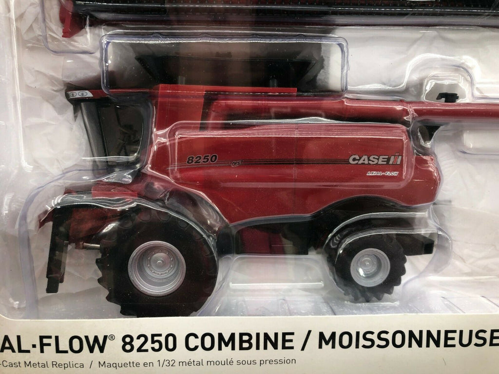 CaseIH 8250 Combine w/ Heads 1/32